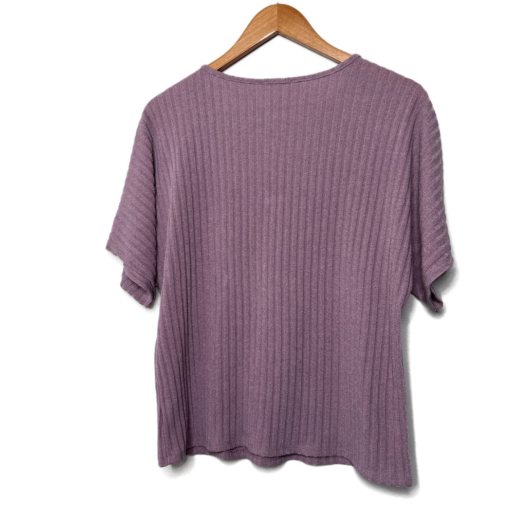 IVY.RIDGE Purple Ribbed Knit Dolman Sleeve Asymmetrical Button Top Women's Large - Picture 10 of 16